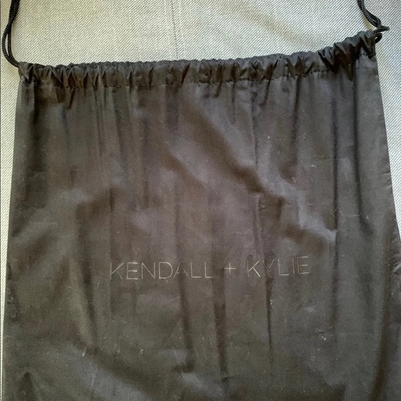 Kendall and Kylie mini back pack - Picture 6 of 6